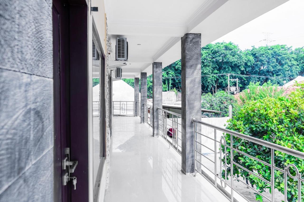 Oyo 3297 Bromo Residence Probolinggo Exterior photo